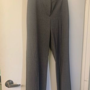 Woman pants gray color good condition